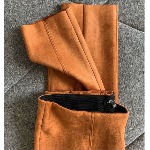 NWT! Fashion Nova Faux Suede Cognac Colored Pants - Picture 6 of 8